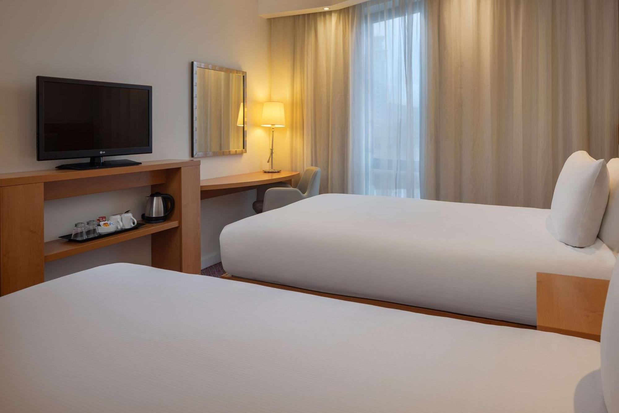 Hampton By Hilton London Waterloo Hotel Bagian luar foto