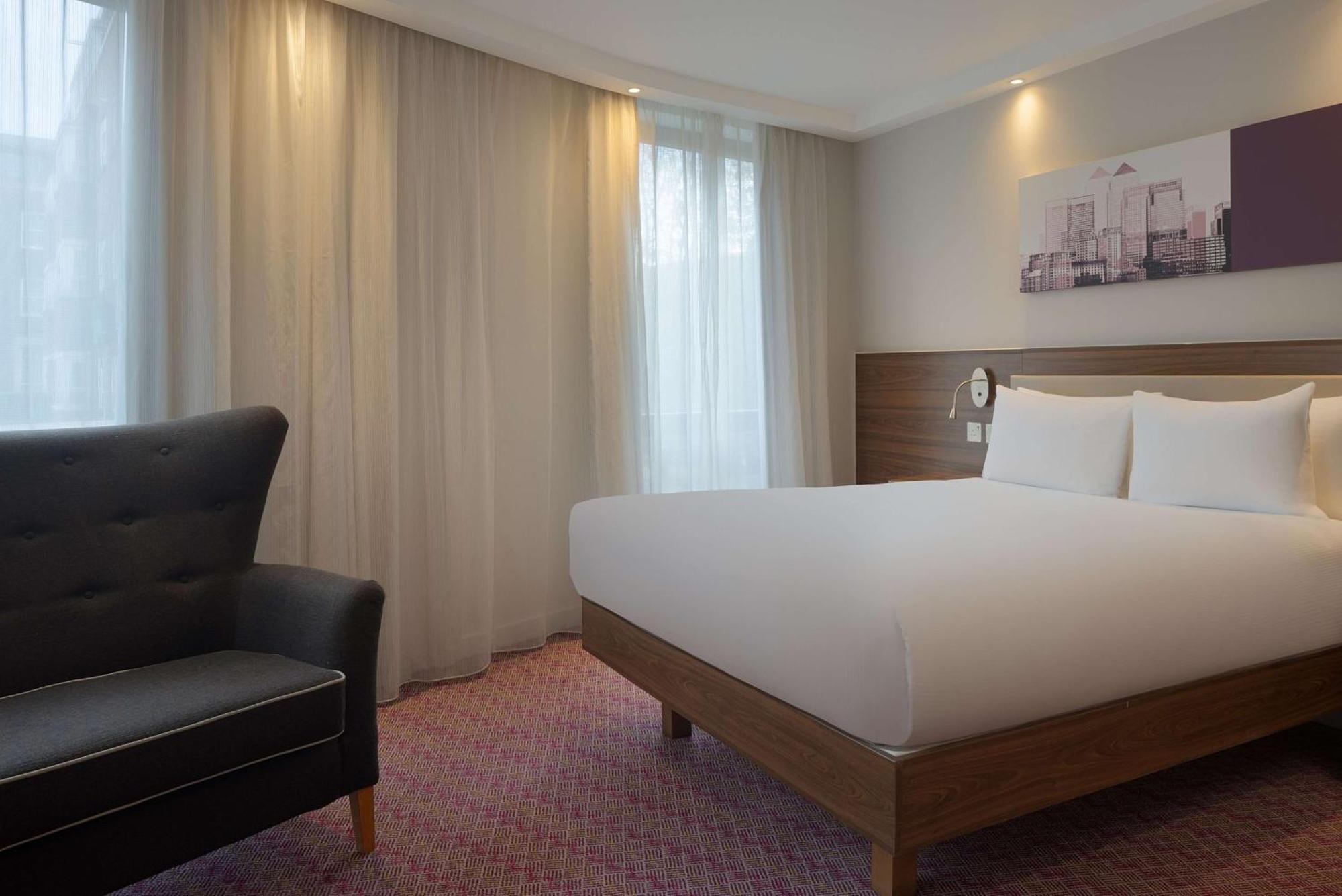 Hampton By Hilton London Waterloo Hotel Bagian luar foto