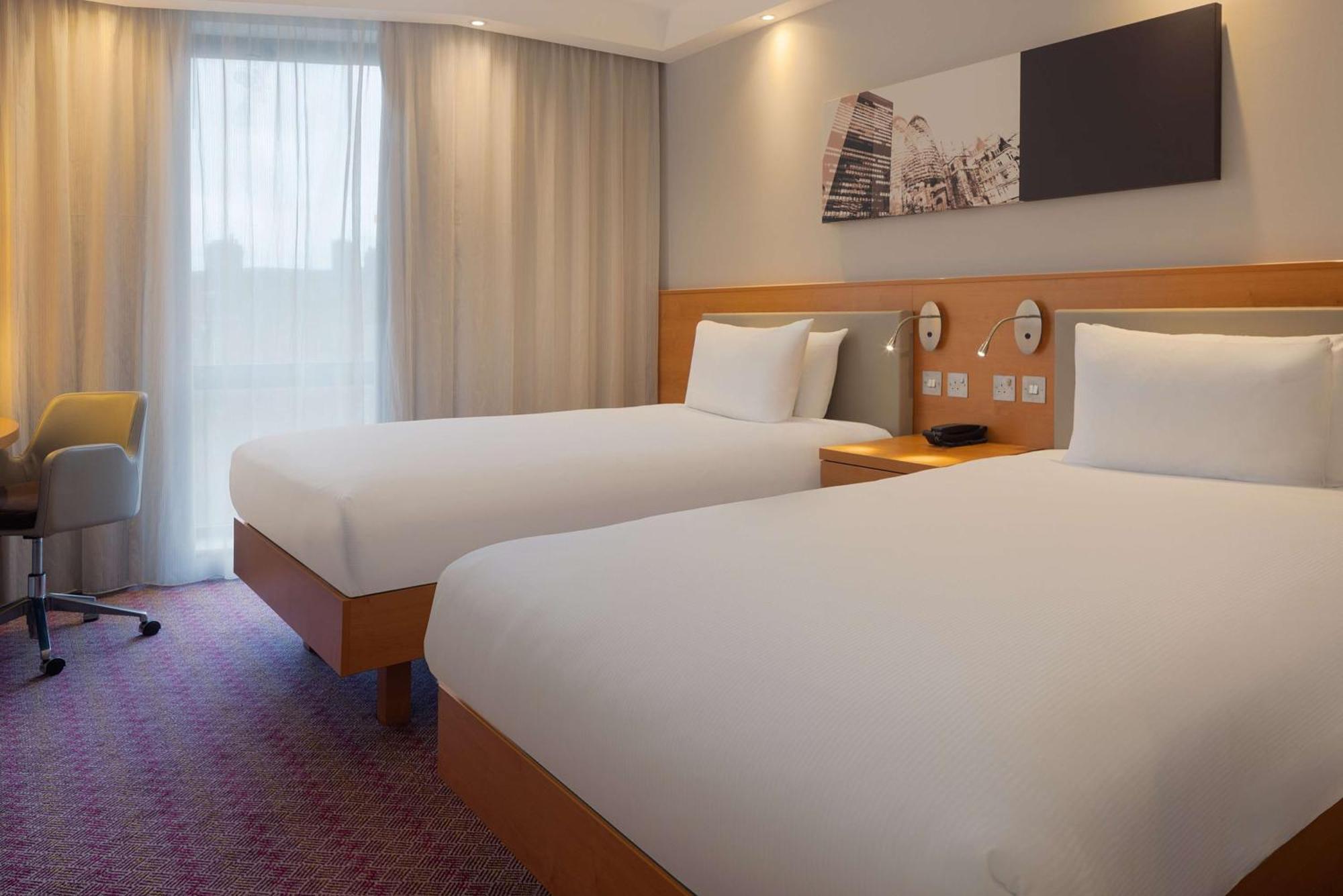 Hampton By Hilton London Waterloo Hotel Bagian luar foto